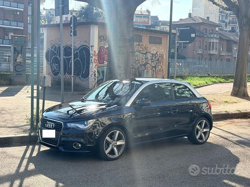 Usata Audi A1 Attraction 122 CV (89 kW) 2010 Nero Utilitaria
