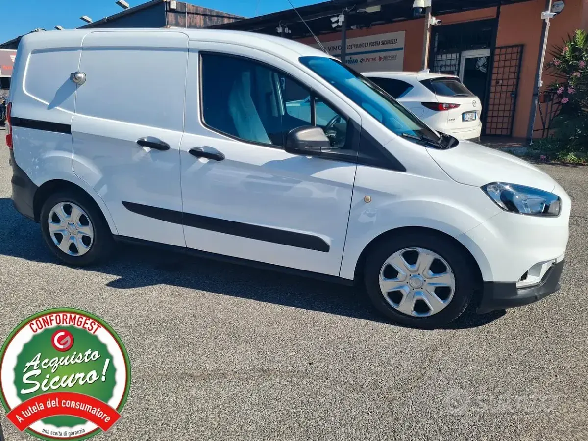 Usata Ford Transit 101 CV (74 kW) 2022 Bianco Berlina