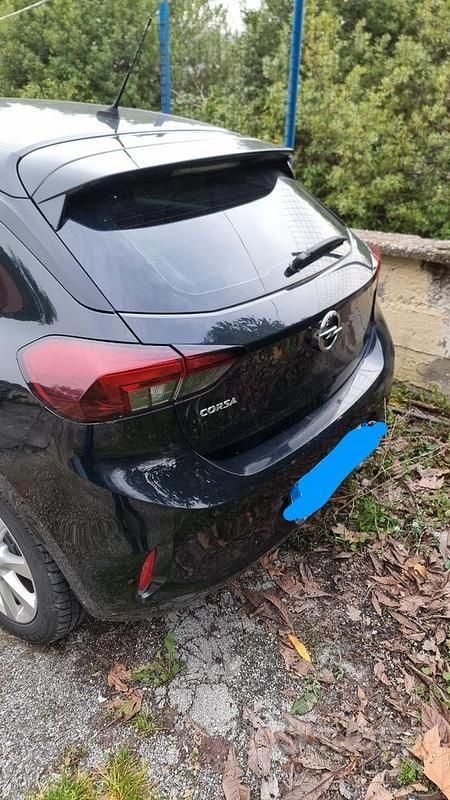 Usata Opel Corsa Elegance 100 CV (73 kW) 2020 Nero Utilitaria