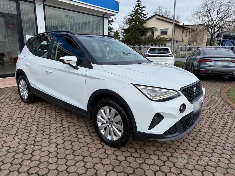 Usata Seat Arona Style 110 CV (80 kW) 2022 Bianco SUV