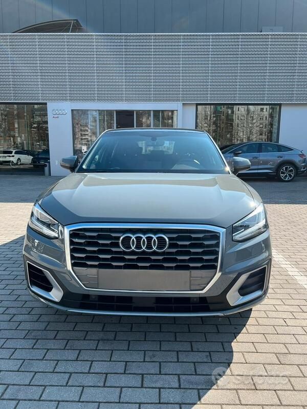 Usata Audi Q2 S-Line 116 CV (85 kW) 2018 Grigio SUV