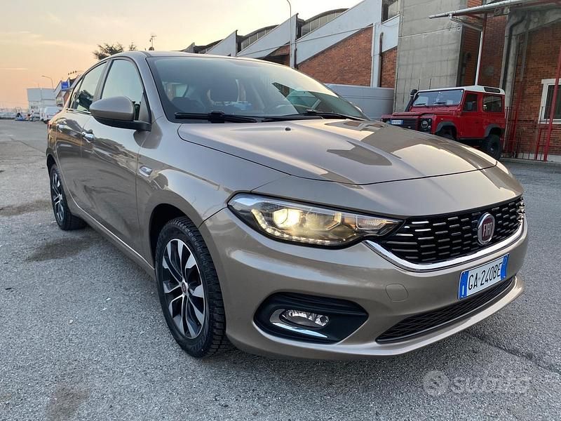 Usata Fiat Tipo Lounge 95 CV (69 kW) 2020 Grigio Berlina