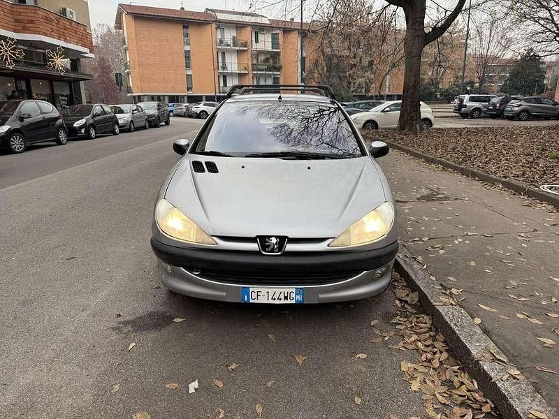 Usata Peugeot 206 75 CV (55 kW) 2003 Berlina