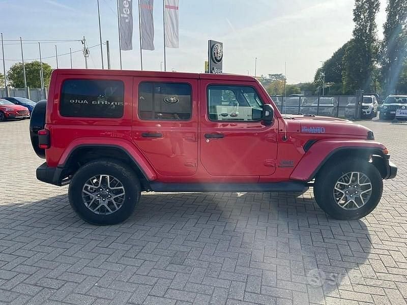Usata Jeep Wrangler Unlimited Sahara 379 CV (278 kW) 2021 Rosso SUV