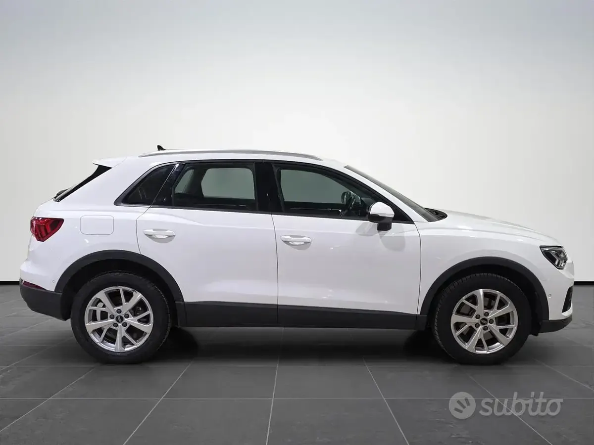 Usata Audi Q3 Business 150 CV (110 kW) 2021 Bianco SUV