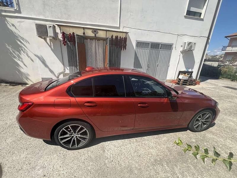 Usata BMW 320 Sport Line 190 CV (139 kW) 2019 Arancione Berlina