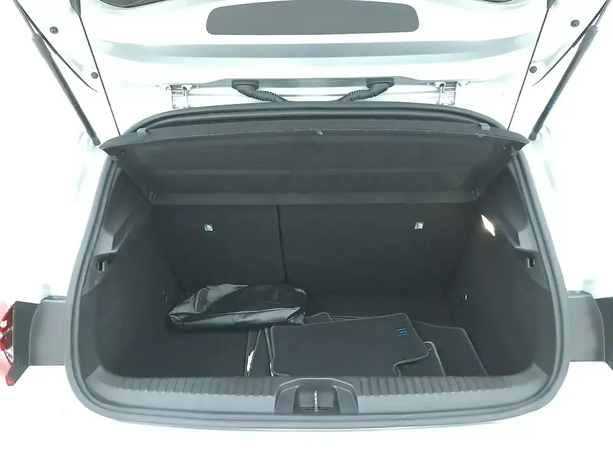 Usata Renault Clio R.S. 140 CV (102 kW) 2021 Grigiogrigio Utilitaria