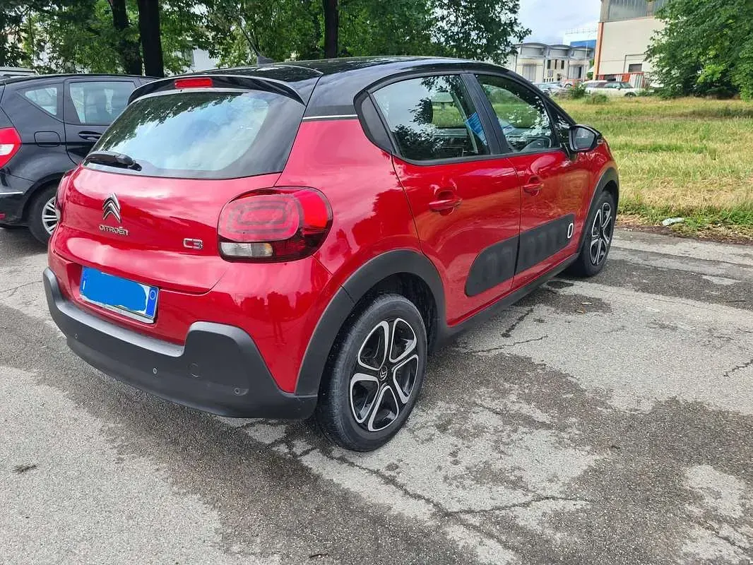 Usata Citroën C3 Feel 102 CV (75 kW) 2019 Rosso Utilitaria