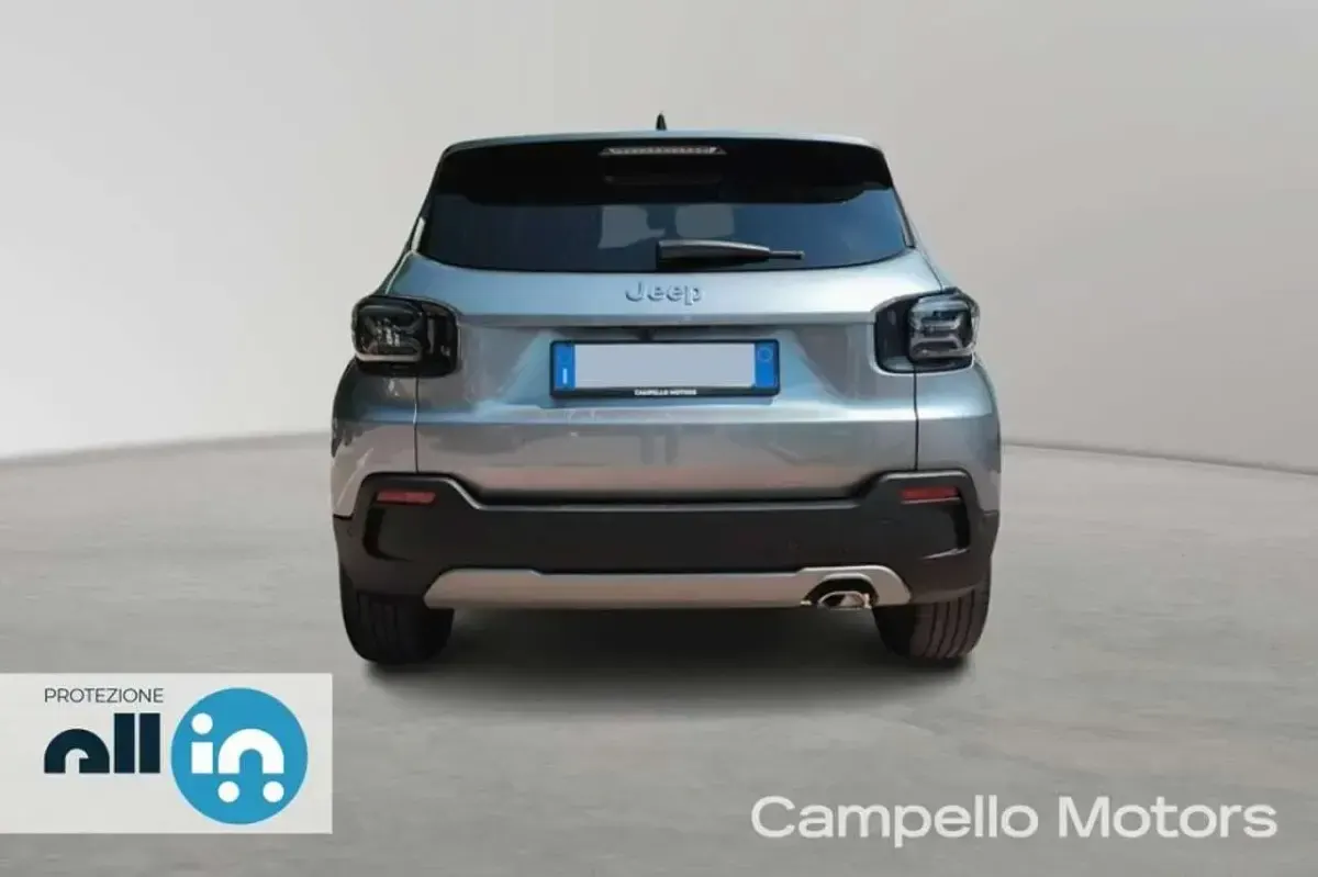 Usata Jeep Avenger Summit 101 CV (74 kW) 2025 Grigio SUV