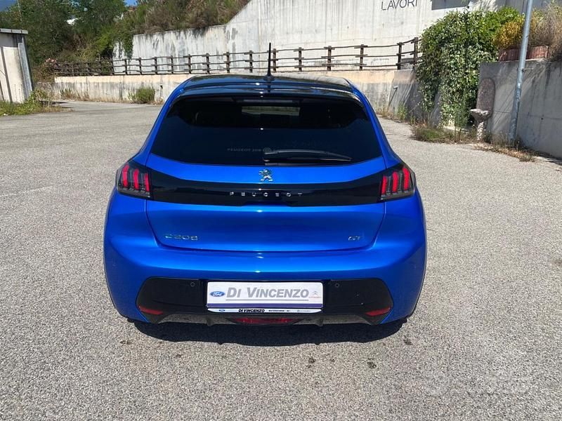 Usata Peugeot e-208 GT 100 kW (136 CV) 2020 Blu Utilitaria
