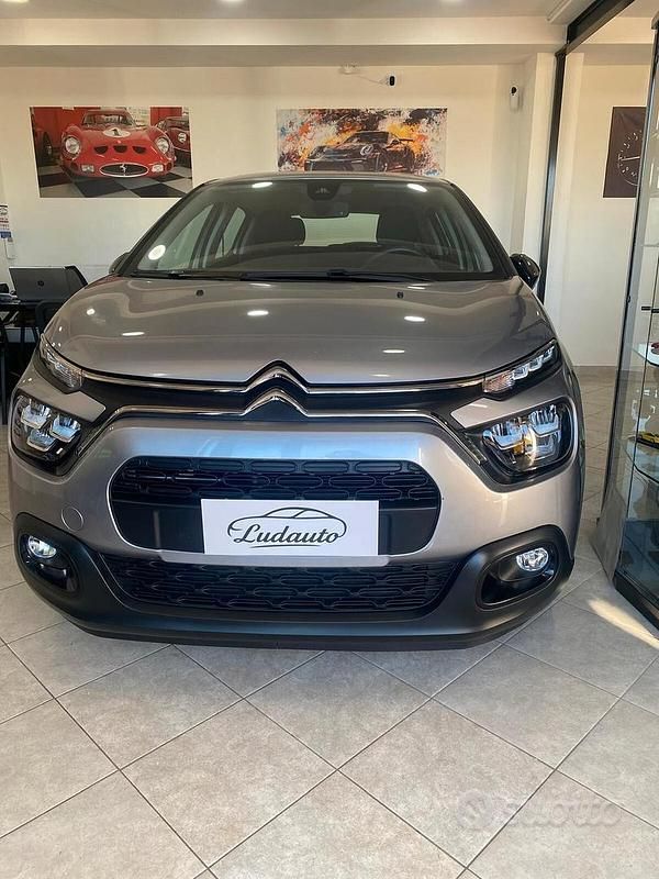Usata Citroën C3 PureTech 82 CV (60 kW) 2024 Grigio Berlina