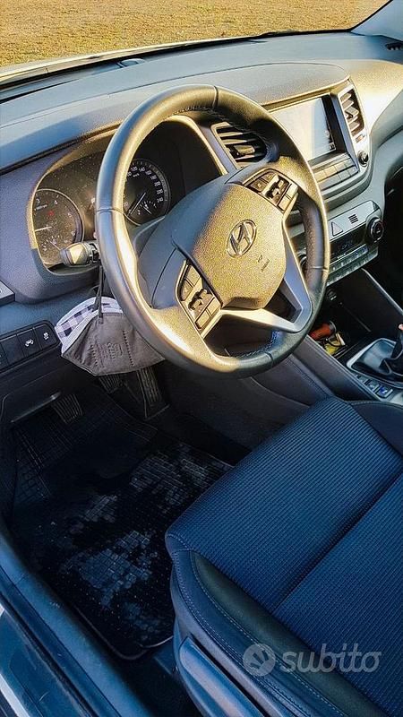 Usata Hyundai Tucson 116 CV (85 kW) 2016 Bianco SUV