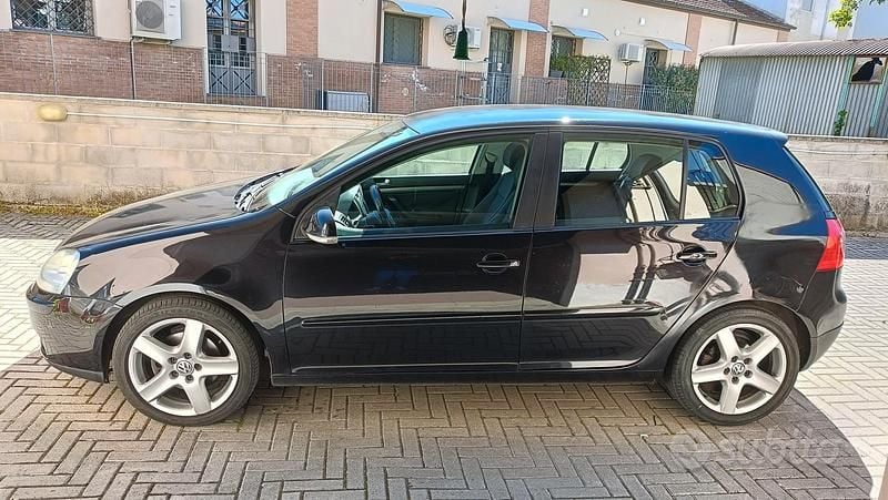 Usata VW Golf IV 140 CV (102 kW) 2004 Nero Berlina