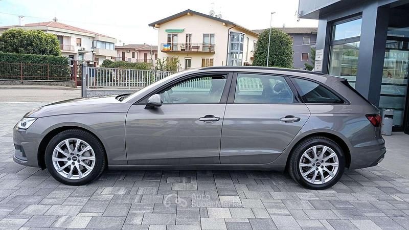 Usata Audi A4 Business 204 CV (150 kW) 2022 Gray Station wagon