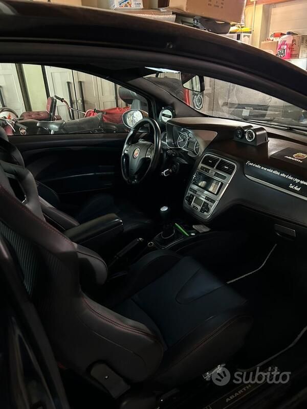 Usata Abarth Grande Punto 155 CV (114 kW) 2010 Utilitaria