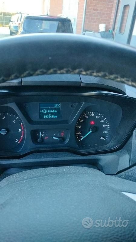 Usata Ford Transit Custom 101 CV (74 kW) 2015 Grigio Berlina