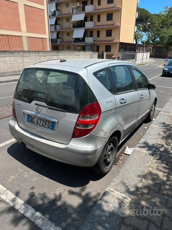 Usata Mercedes A180 Elegance 109 CV (80 kW) 2006 Grigio Berlina