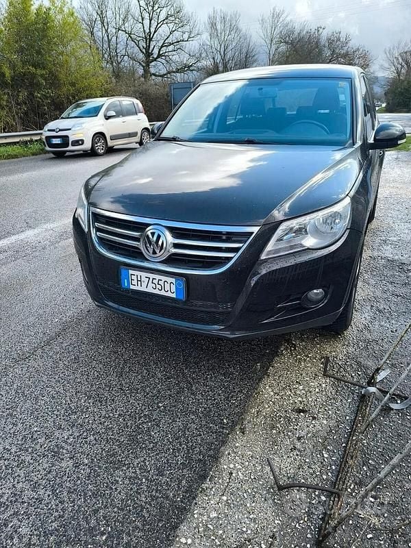 Nero Usata 2011 VW Tiguan SUV | 6700 € (Super prezzo) - Immagine 1/4