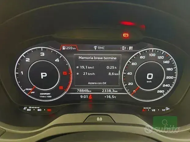 Usata Audi A3 S-Line 116 CV (85 kW) 2019 Grigio Berlina