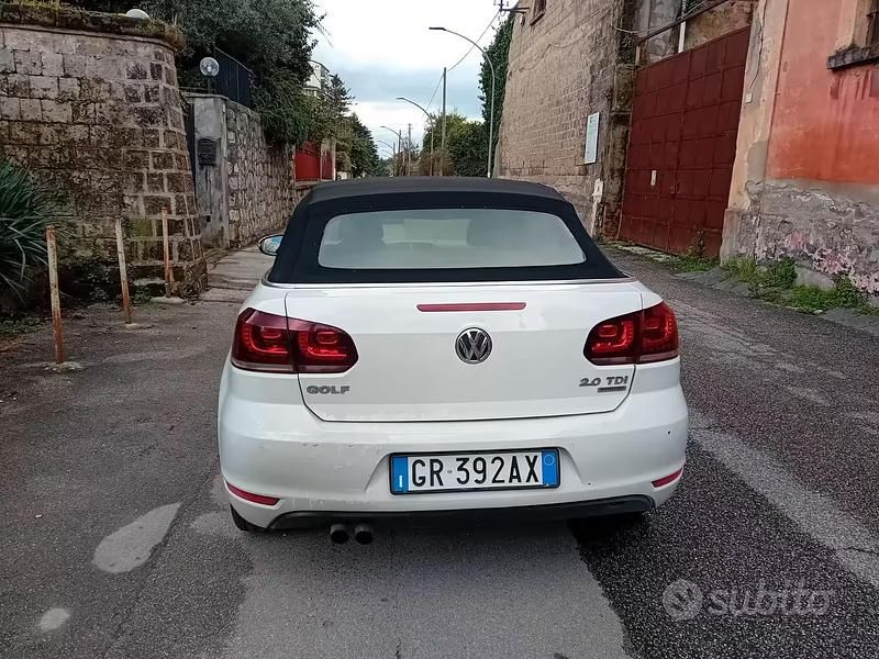 Usata VW Golf Cabriolet 140 CV (102 kW) 2013 Bianco Cabrio