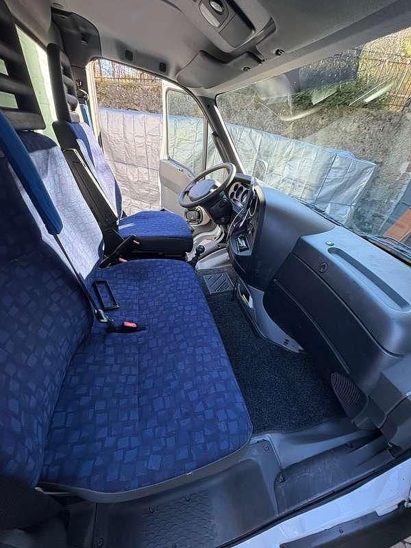 Usata Iveco Daily 150 CV (110 kW) 2004 Bianco Furgone