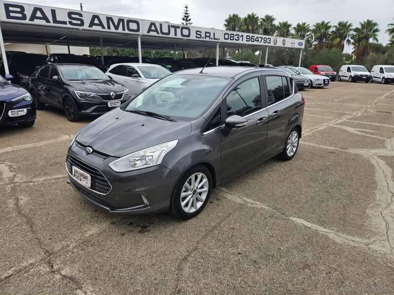 Grigio Usata 2016 Ford B-MAX Titanium Monovolume | 8700 € (Buon prezzo) - Immagine 1/4