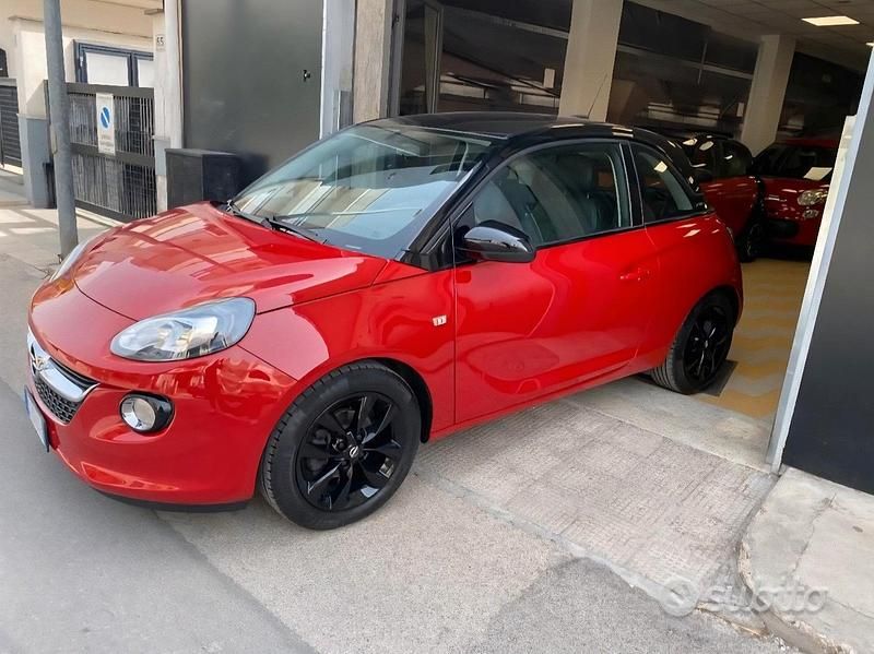 Usata Opel Adam 70 CV (51 kW) 2018 Rosso Utilitaria