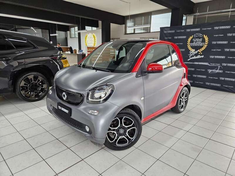 Grigio Usata 2017 Smart ForTwo Coupé Prime Due volumi | 12.400 € (Buon prezzo) - Immagine 1/3