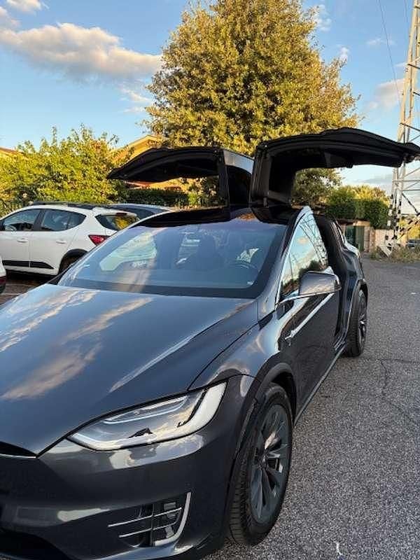 Usata Tesla Model X 158 kW (215 CV) 2019 Grigio SUV