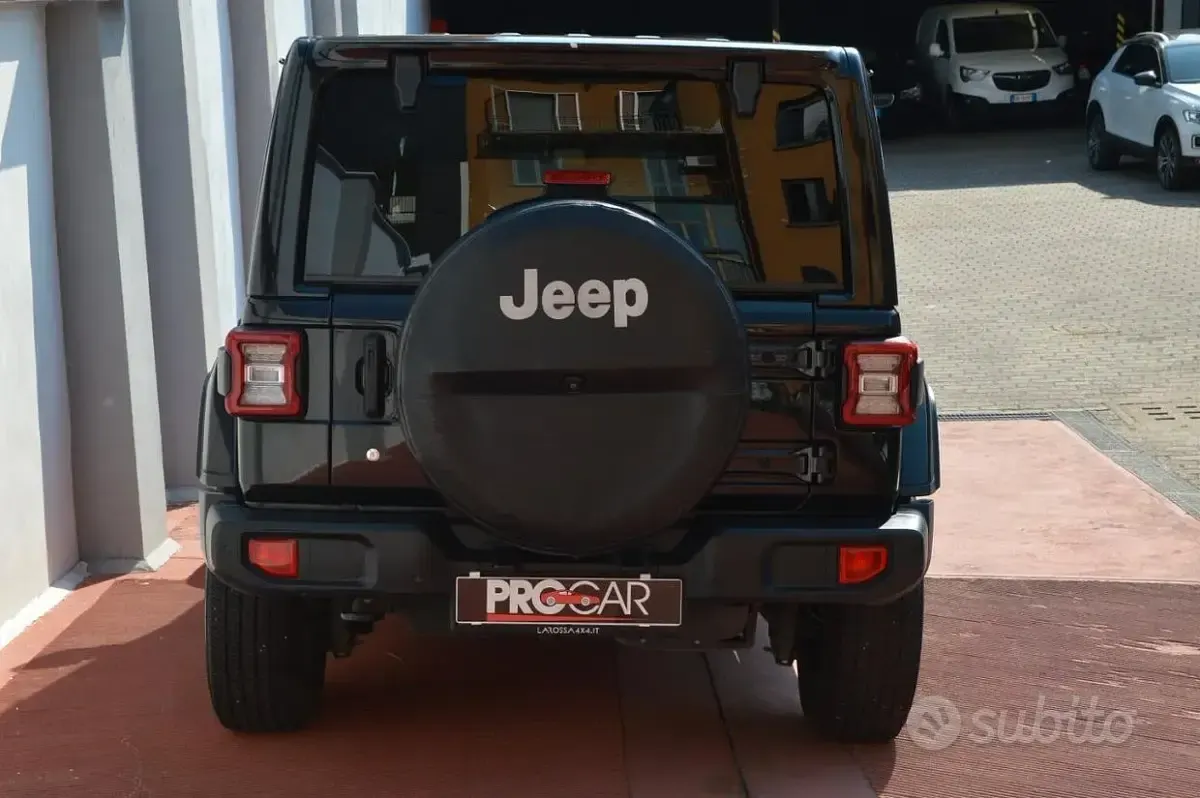 Usata Jeep Wrangler Unlimited Sahara 200 CV (147 kW) 2019 Nero SUV