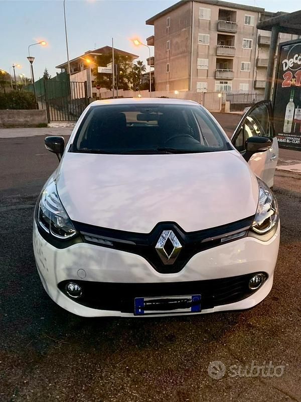 Usata Renault Clio IV 75 CV (55 kW) 2014 Bianco Utilitaria