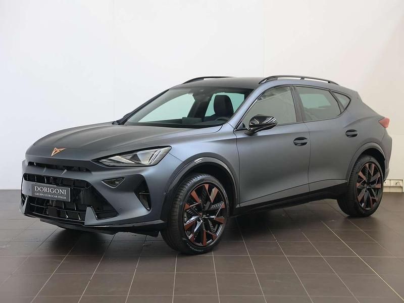 Magnetic tech matt grey Nuova 2025 Cupra Formentor SUV | 38.900 € (Buon prezzo) - Immagine 1/4