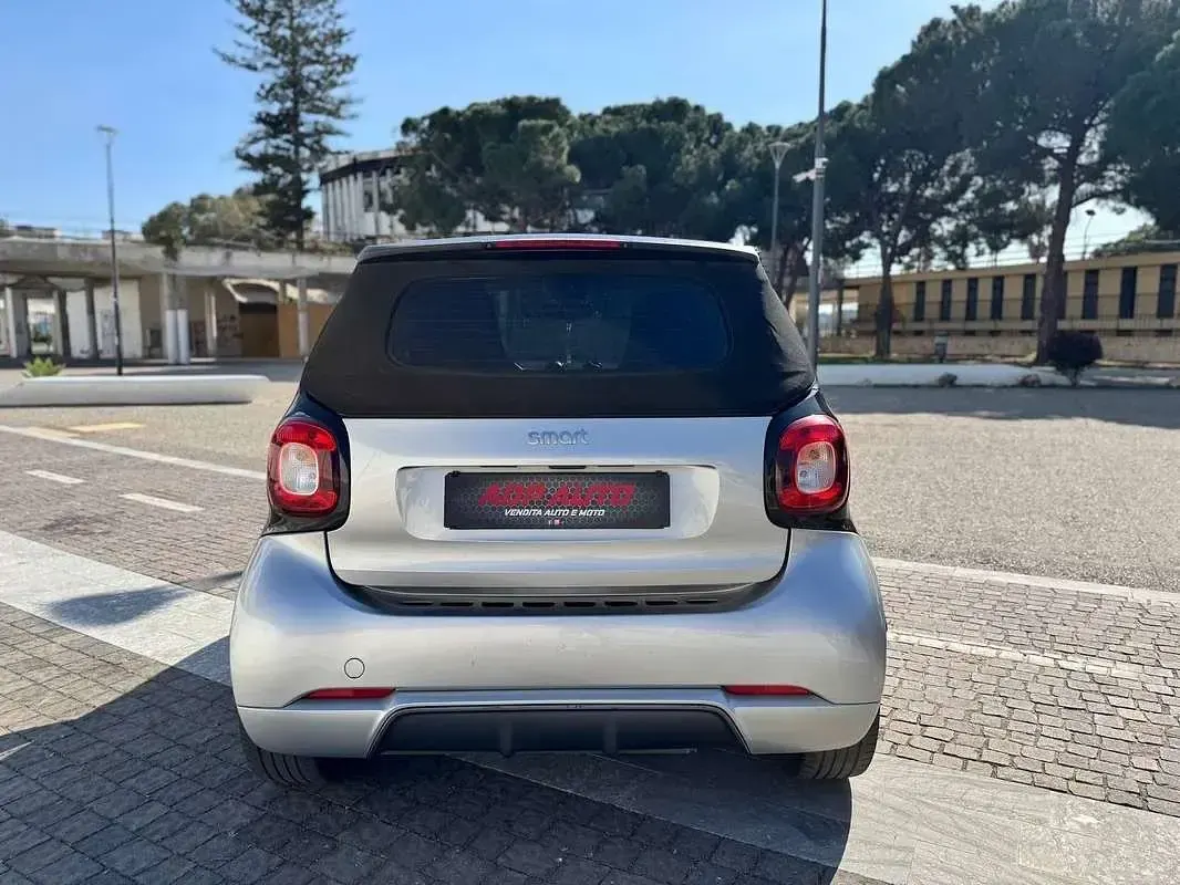 Usata Smart ForTwo Cabrio Superpassion 71 CV (52 kW) 2019 Cabrio