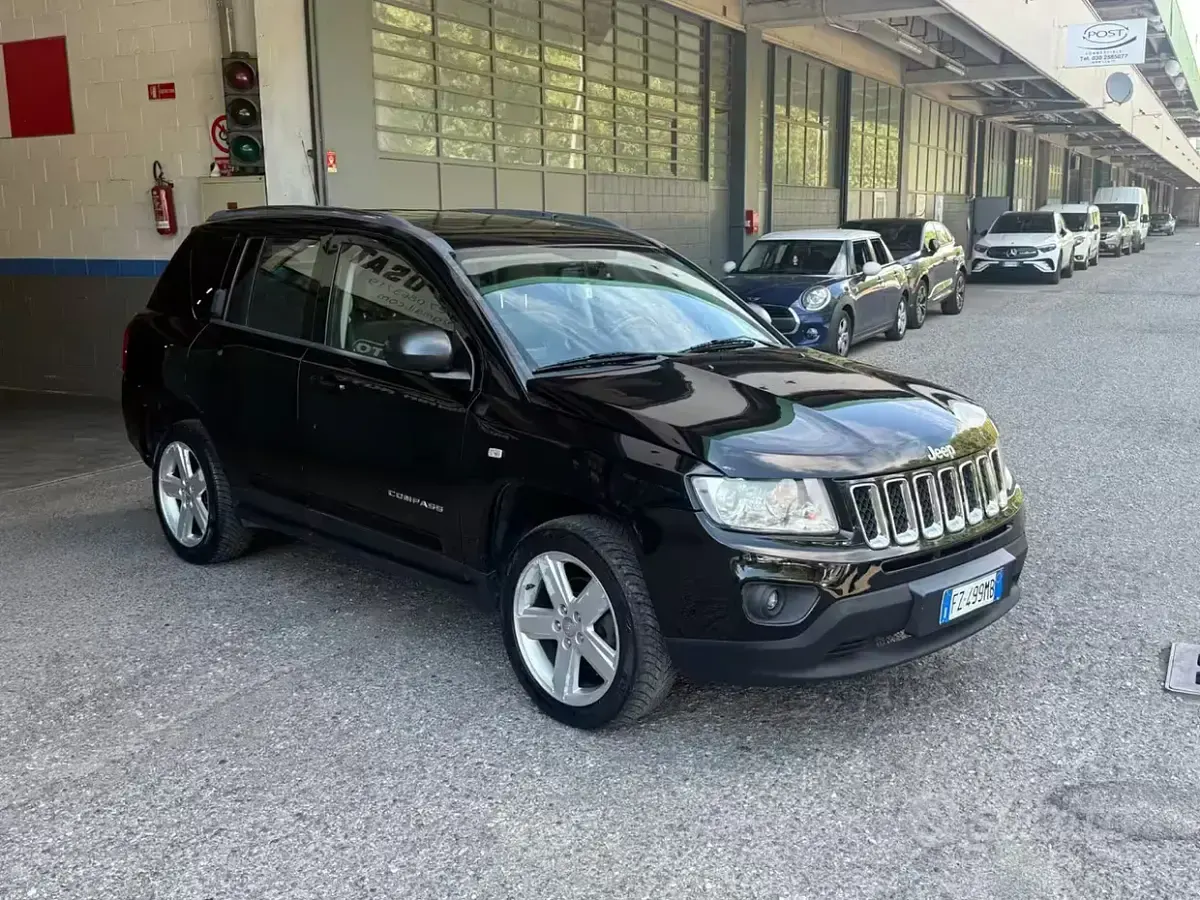 Usata Jeep Compass Limited 163 CV (119 kW) 2012 Nero SUV