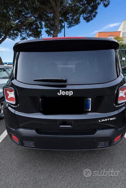 Usata Jeep Renegade Limited 120 CV (88 kW) 2020 Nero SUV