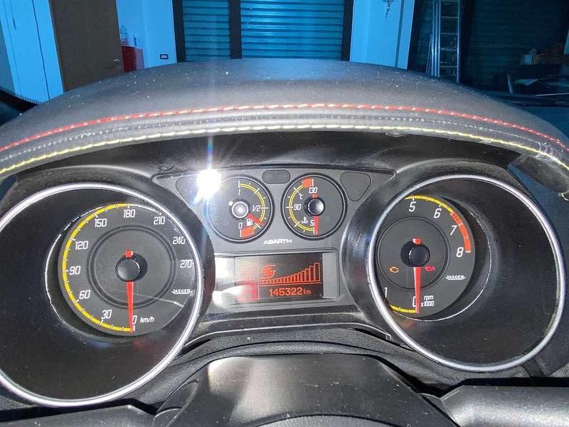 Usata Abarth Punto Evo 179 CV (131 kW) 2010 Bianco Utilitaria