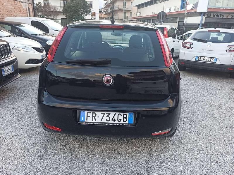 Usata Fiat Punto Street 95 CV (69 kW) 2018 Blu/azzurro Utilitaria