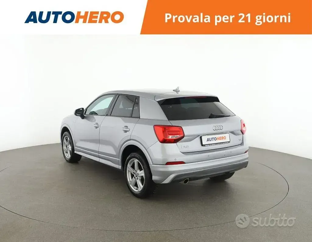 Usado Audi Q2 S-Line 116 CV (85 kW) 2018 Gris SUV