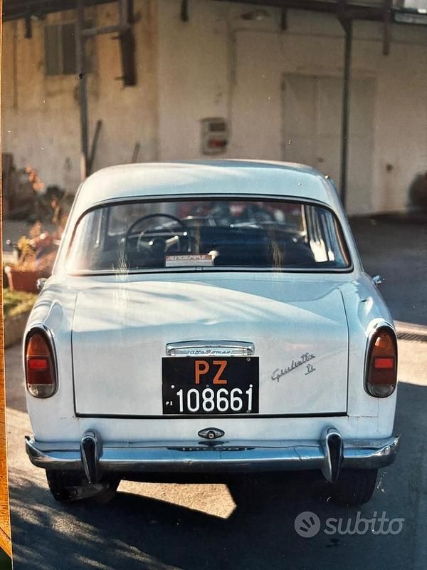 Usata 1960 Alfa Romeo Giulietta Ti Tre volumi | 12.500 € - Immagine 1/3