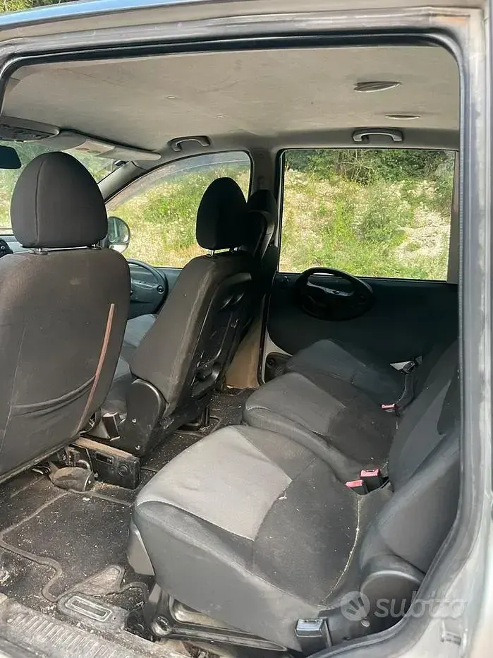 Usata Fiat Multipla 103 CV (75 kW) 2009 Nero Monovolume