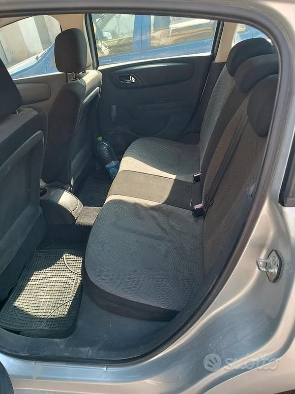 Usata Citroën C4 2005 Grigio Berlina