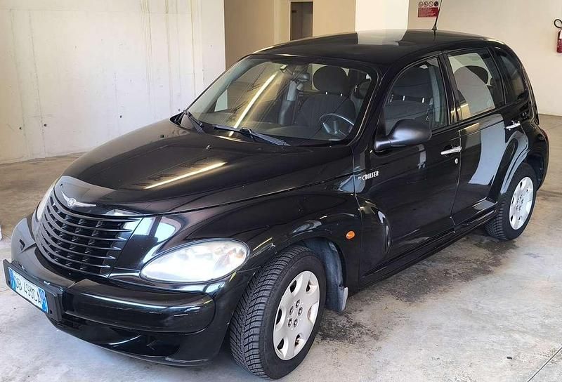 Usata Chrysler PT Cruiser Clasic 116 CV (85 kW) 2006 Nero Berlina