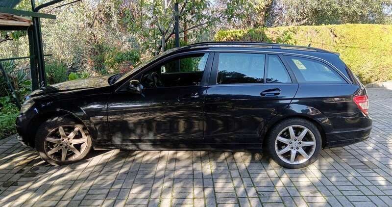 Nero Usata 2010 Mercedes C220 Executive Station wagon | 4500 € (Ottimo prezzo) - Immagine 1/4