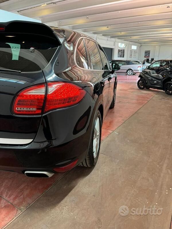 Usata Porsche Cayenne 245 CV (180 kW) 2013 Nero SUV