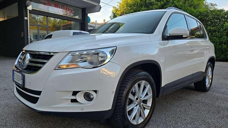 Gebraucht VW Tiguan Trendline 150 PS (110 kW) 2011 Weiß SUV