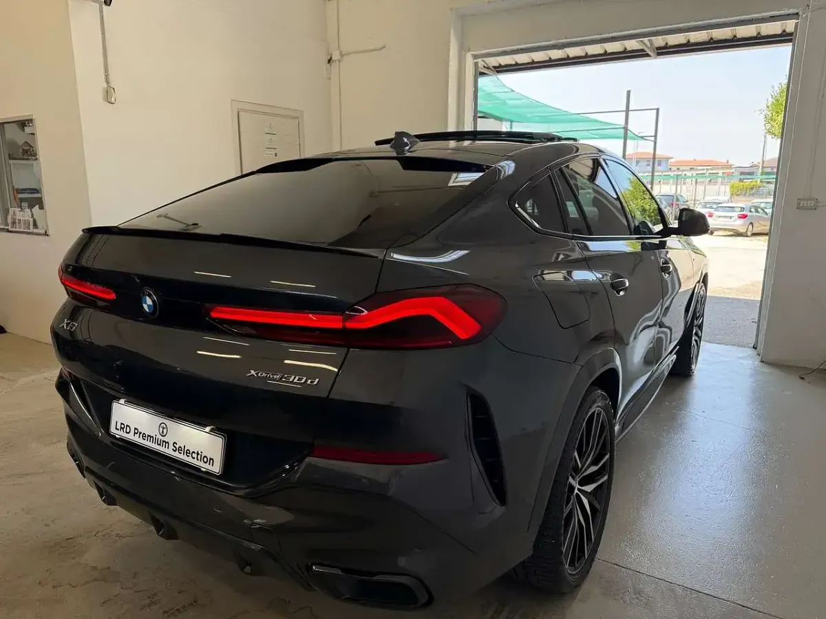 Usata BMW X6 M Sport 265 CV (194 kW) 2021 Grigio SUV