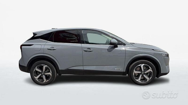 Usata Nissan Qashqai Acenta 158 CV (116 kW) 2023 Grigio SUV