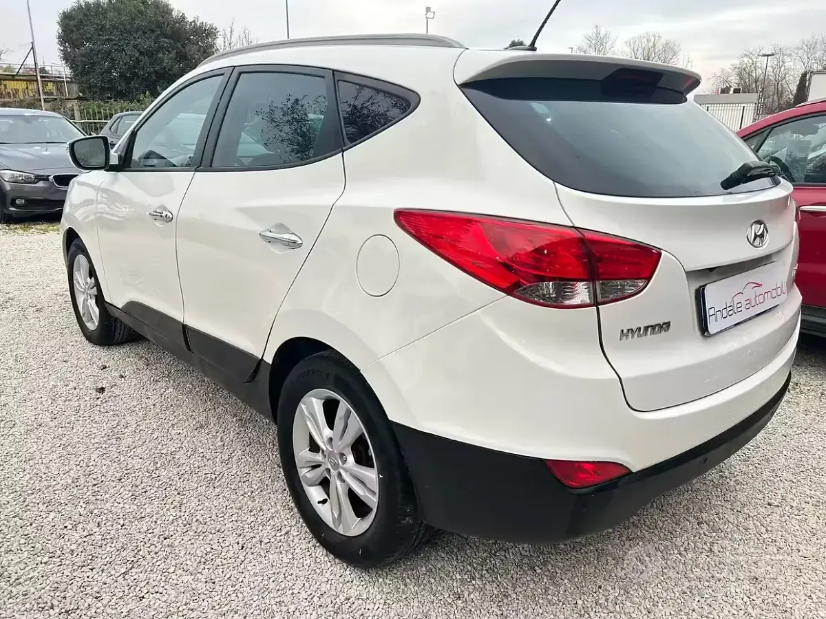 Używany Hyundai ix35 Xpossible 116 KM (85 kW) 2013 Biały SUV