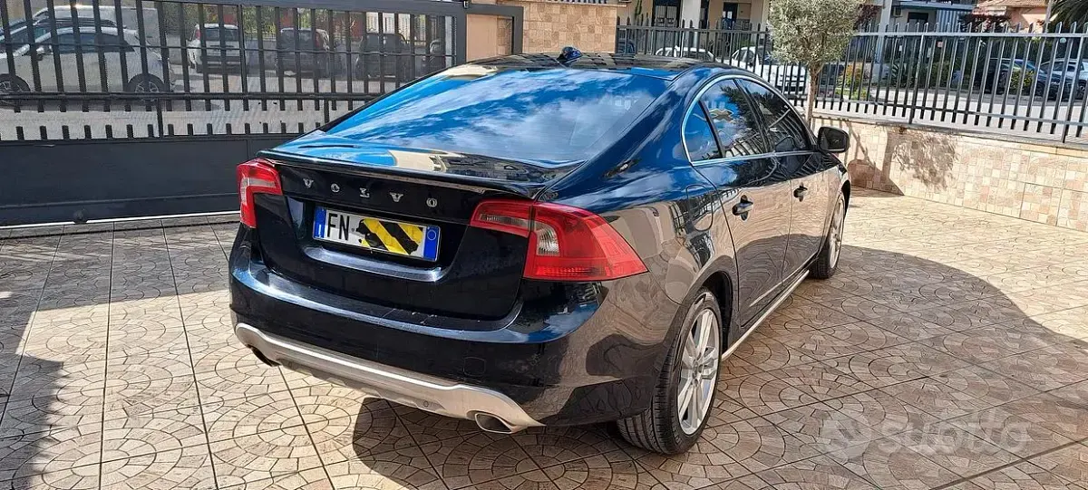 Usata Volvo S60 163 CV (119 kW) 2011 Berlina