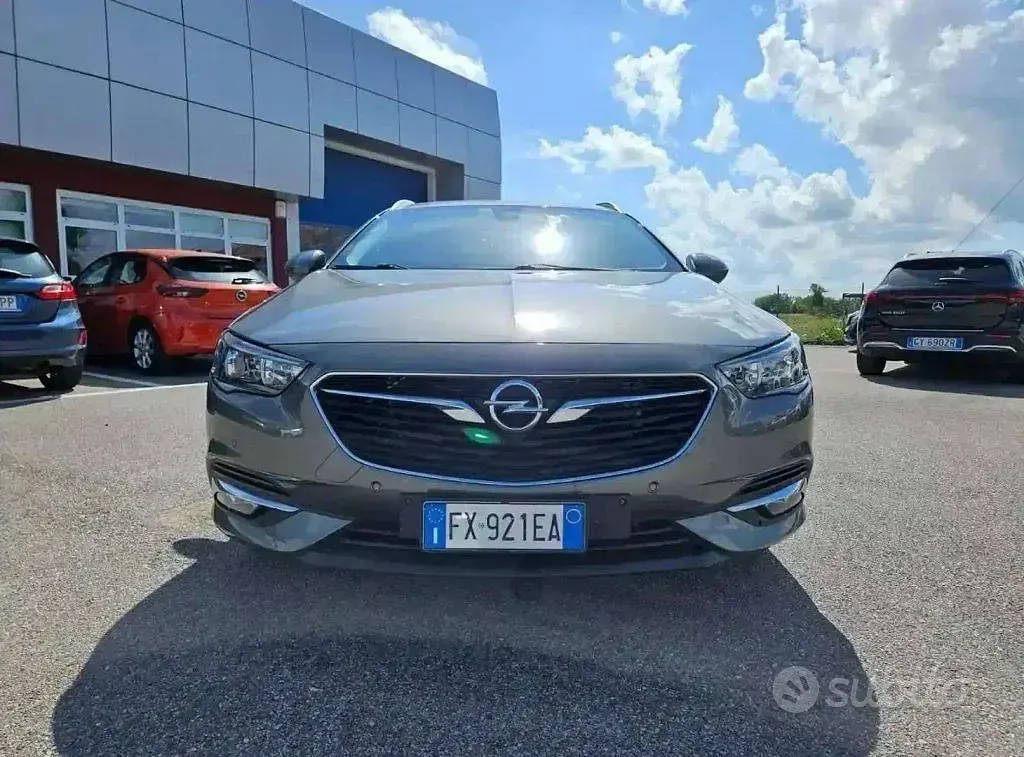 Usata Opel Insignia Innovation 136 CV (100 kW) 2019 Grigio Station wagon